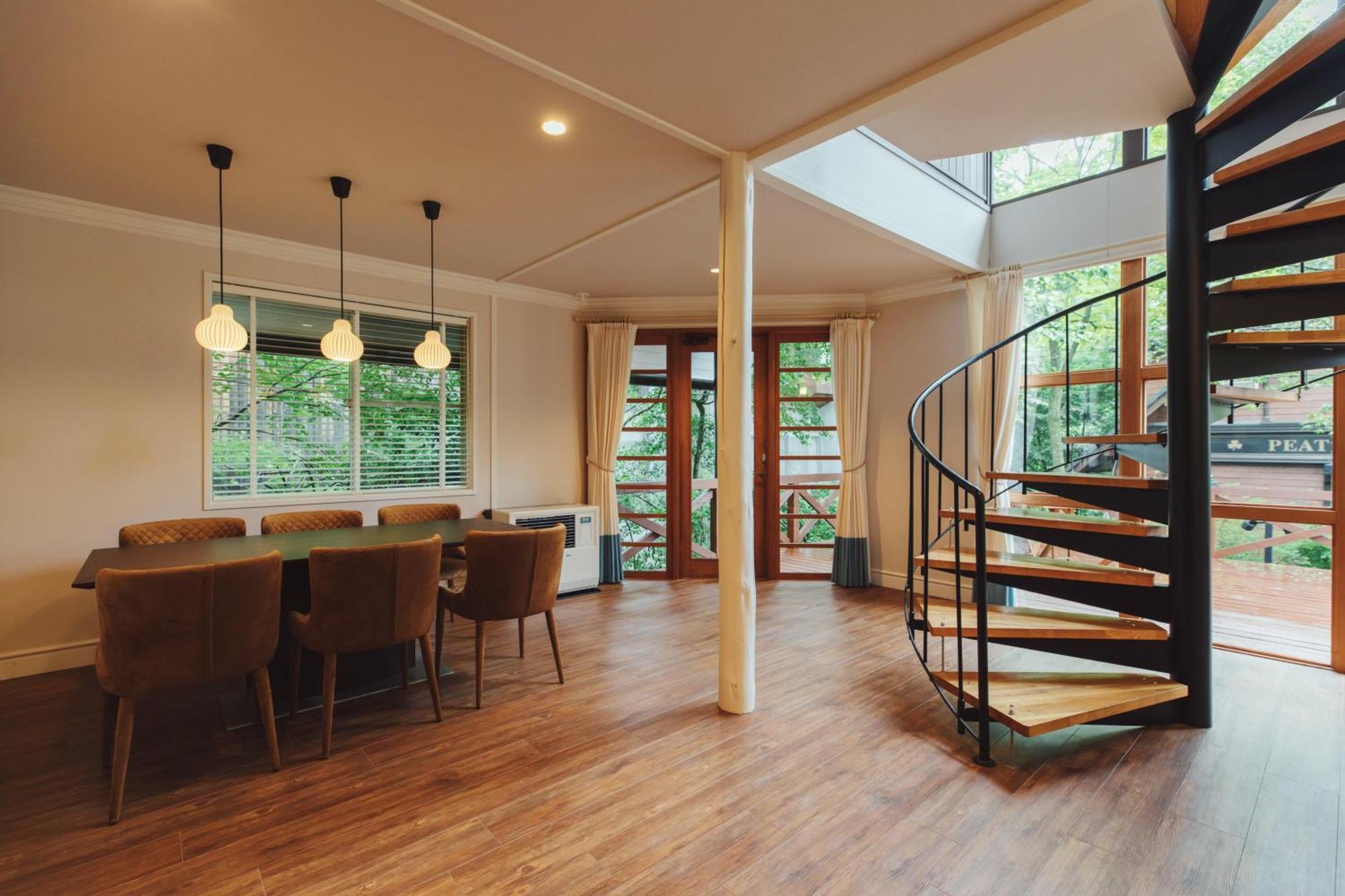 הוקוטו Izumigo Ambient Yatsugatake Cottage מראה חיצוני תמונה